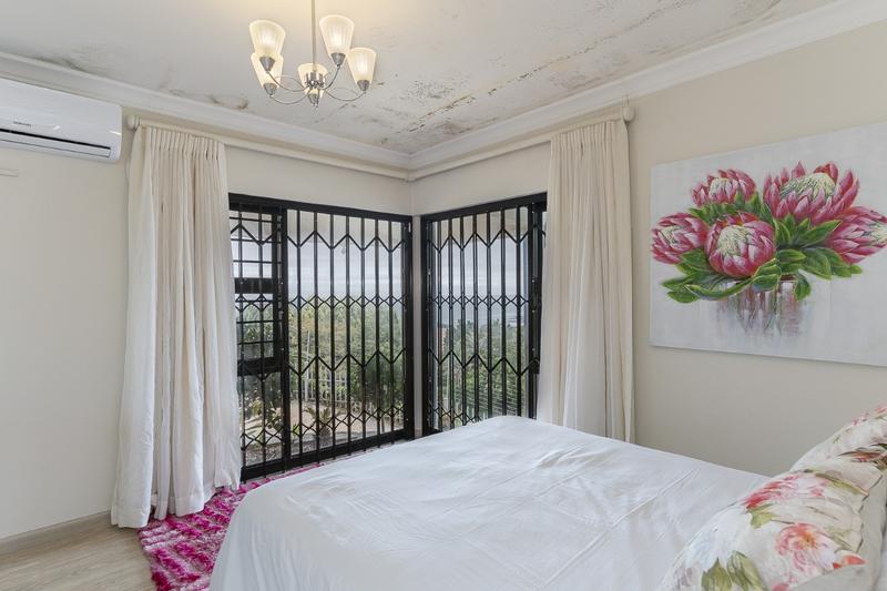 9 Bedroom Property for Sale in Gordon Heights Western Cape